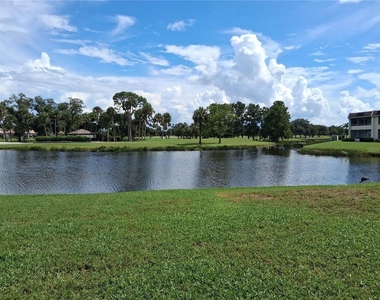 7231 W Country Club Drive N - Photo Thumbnail 16