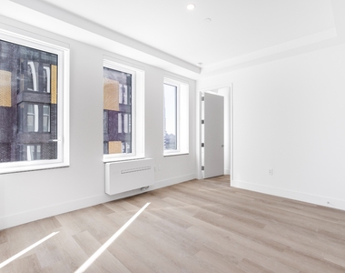 55 Broad Street - Photo Thumbnail 4