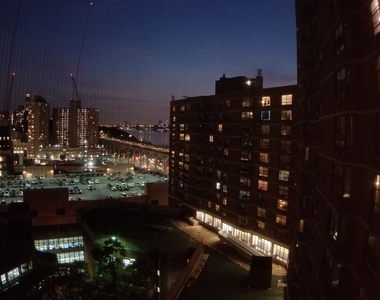 3333 Broadway - Photo Thumbnail 4