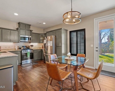14648 Boer Trail Avenue - Photo Thumbnail 7