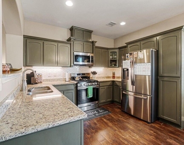 14648 Boer Trail Avenue - Photo Thumbnail 15