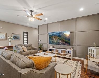 14648 Boer Trail Avenue - Photo Thumbnail 12
