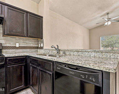 14832 Orsten Artis Avenue - Photo Thumbnail 12