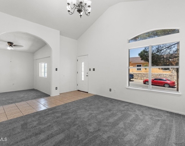 9127 Texas Red Drive - Photo Thumbnail 7