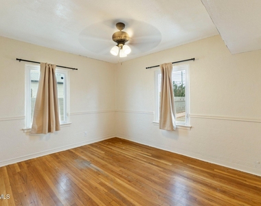 137 Anita Circle - Photo Thumbnail 14