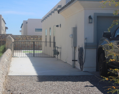 640 Paseo Dulce Avenue - Photo Thumbnail 20
