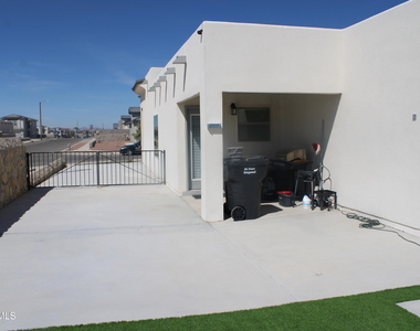640 Paseo Dulce Avenue - Photo Thumbnail 17