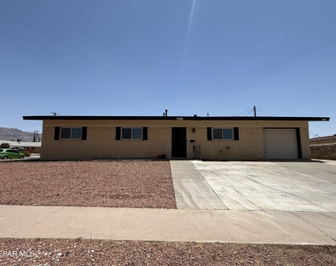7201 Armistad Avenue - Photo Thumbnail 1