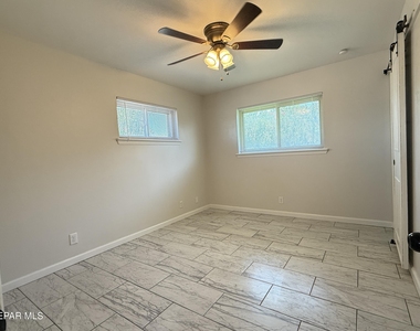 7201 Armistad Avenue - Photo Thumbnail 5