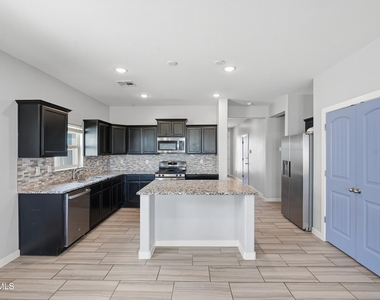 3917 Desert Bluff Drive - Photo Thumbnail 28