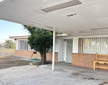 8210 Marfil Drive - Photo Thumbnail 26