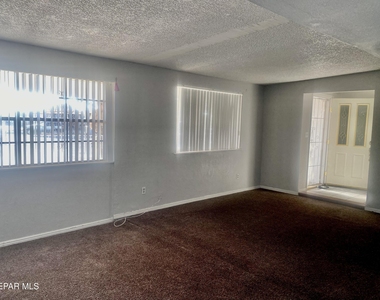 8210 Marfil Drive - Photo Thumbnail 3