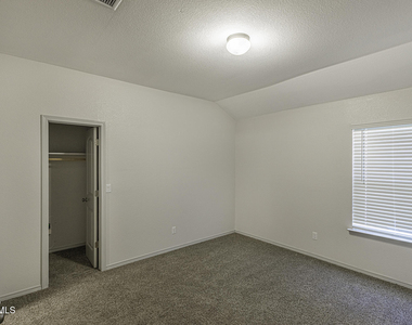 13852 October Sky Court - Photo Thumbnail 9