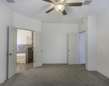 13852 October Sky Court - Photo Thumbnail 11