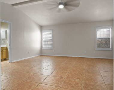 143 N Alto Mesa Drive - Photo Thumbnail 32