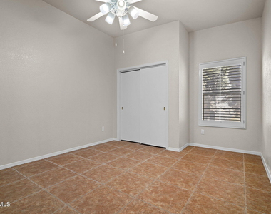 143 N Alto Mesa Drive - Photo Thumbnail 16