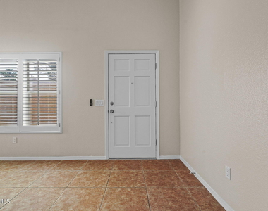 143 N Alto Mesa Drive - Photo Thumbnail 7