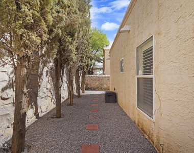 143 N Alto Mesa Drive - Photo Thumbnail 24