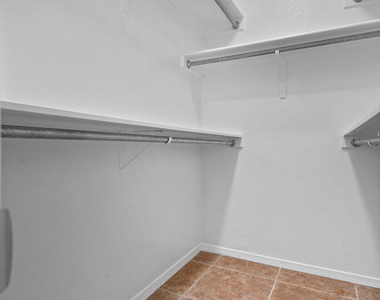 143 N Alto Mesa Drive - Photo Thumbnail 35
