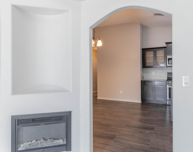4980 Rose Elise Street - Photo Thumbnail 10