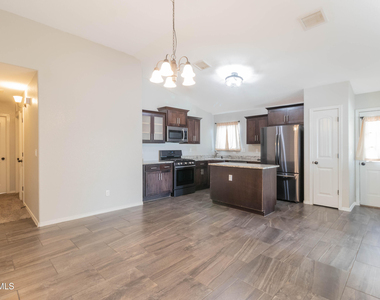 4980 Rose Elise Street - Photo Thumbnail 12