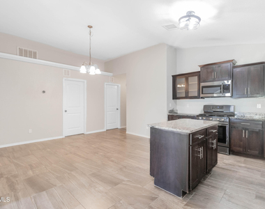 4980 Rose Elise Street - Photo Thumbnail 11