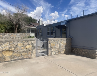 609 E Robinson Avenue - Photo Thumbnail 38