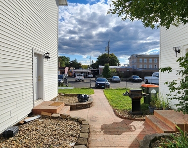 24 Meadow Street - Photo Thumbnail 2