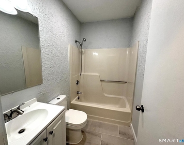 39 Elliott Street - Photo Thumbnail 3