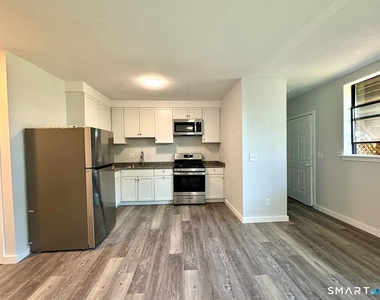 39 Elliott Street - Photo Thumbnail 1