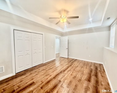 53 Moulthrop Street - Photo Thumbnail 8