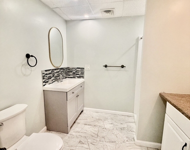 53 Moulthrop Street - Photo Thumbnail 6