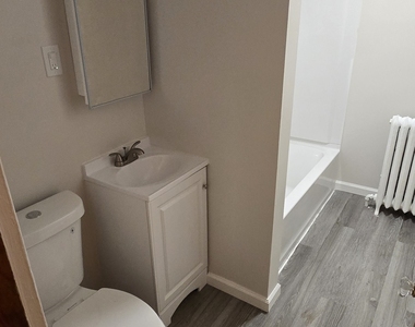 79 Robbins Street - Photo Thumbnail 3