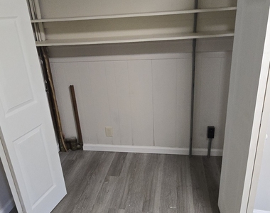 79 Robbins Street - Photo Thumbnail 7