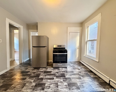 442 Poplar Street - Photo Thumbnail 1