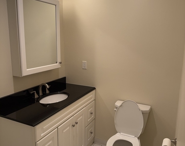 2306 Cromwell Hills Drive - Photo Thumbnail 11