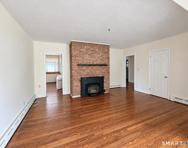 112 Ochsner Place - Photo Thumbnail 5