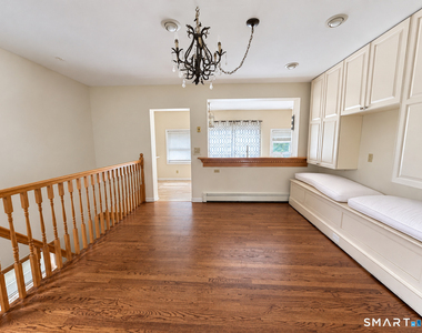 112 Ochsner Place - Photo Thumbnail 3