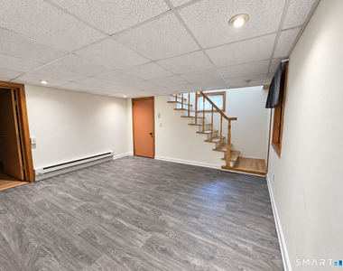 112 Ochsner Place - Photo Thumbnail 11