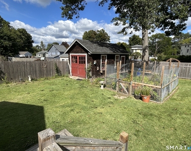 168 Hartford Avenue - Photo Thumbnail 13