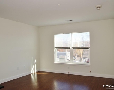 947 Hope Street - Photo Thumbnail 11