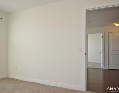 947 Hope Street - Photo Thumbnail 8