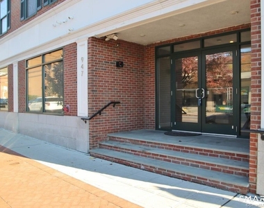 947 Hope Street - Photo Thumbnail 2
