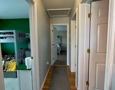 209 Deerfield Ridge Drive - Photo Thumbnail 7