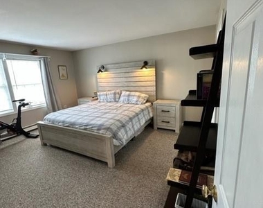 209 Deerfield Ridge Drive - Photo Thumbnail 13