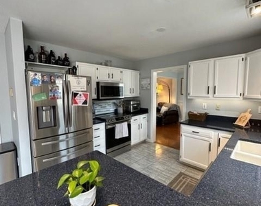 209 Deerfield Ridge Drive - Photo Thumbnail 2
