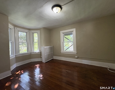 51 Grove Street - Photo Thumbnail 2