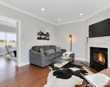 8 View Street - Photo Thumbnail 7