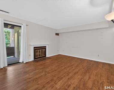 900 Mix Avenue - Photo Thumbnail 4