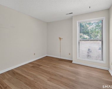 900 Mix Avenue - Photo Thumbnail 18